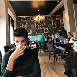 Meet your Posher, Jay